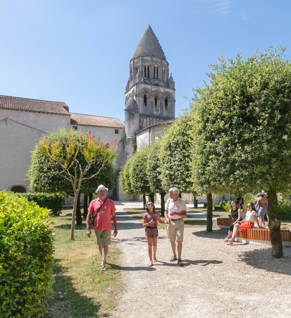 voyage-abbaye-aux-dames-saintes voyage-abbaye-aux-dames-saintes